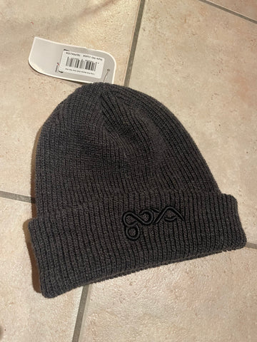 GOYA Beanie Knit